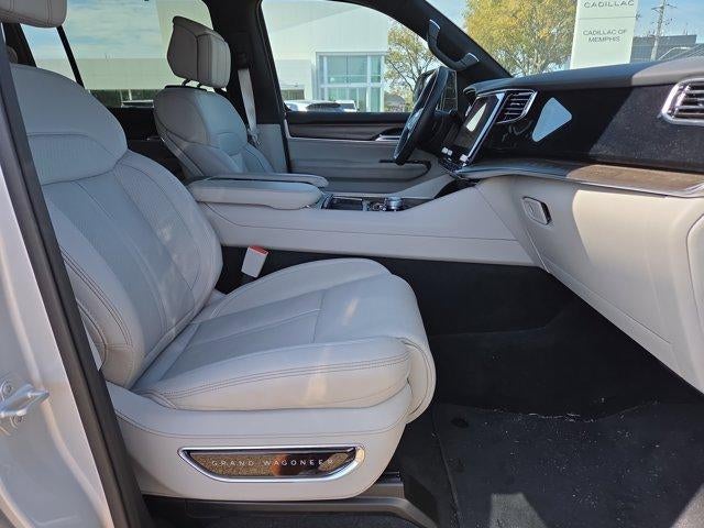 2025 Jeep Grand Wagoneer Base