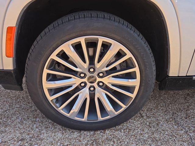 2025 Jeep Grand Wagoneer Base