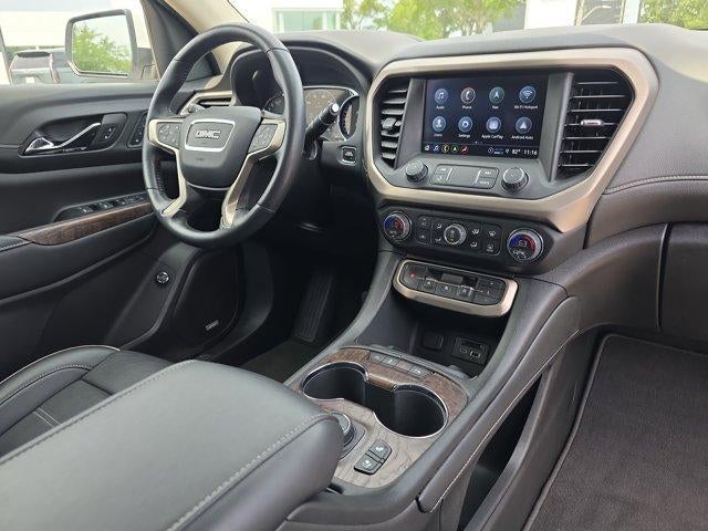 2022 GMC Acadia Denali