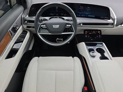 2026 Cadillac VISTIQ Sport