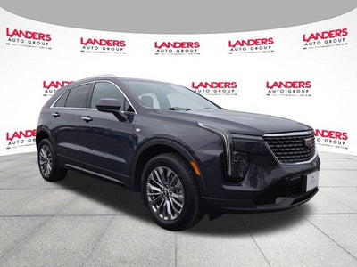 2025 Cadillac XT4 Premium Luxury