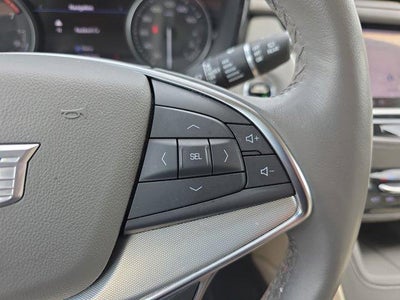 2022 Cadillac XT5 Premium Luxury