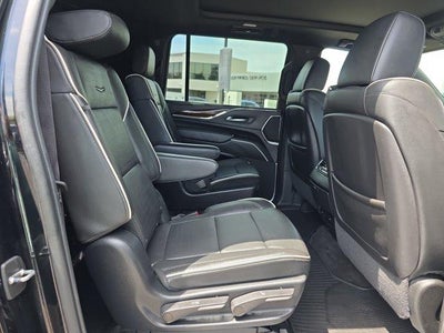 2022 Cadillac Escalade ESV Premium Luxury