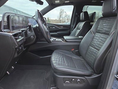 2023 Cadillac Escalade ESV Sport Platinum