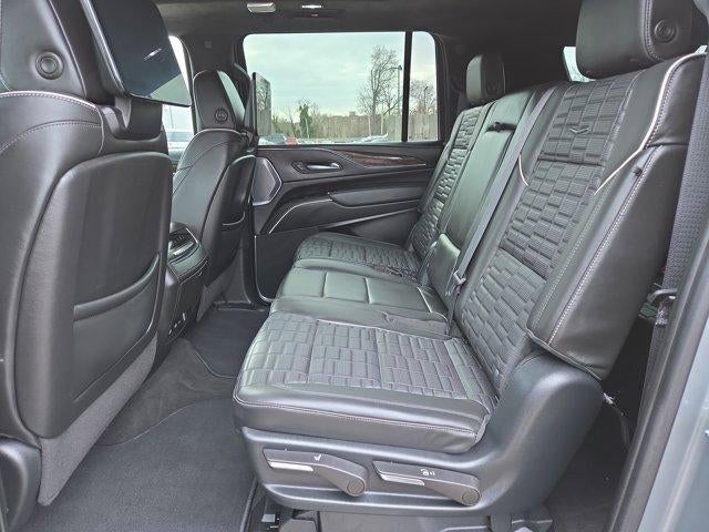 2023 Cadillac Escalade ESV Sport Platinum