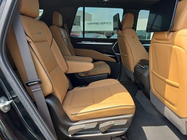 2025 Cadillac Escalade Premium Luxury