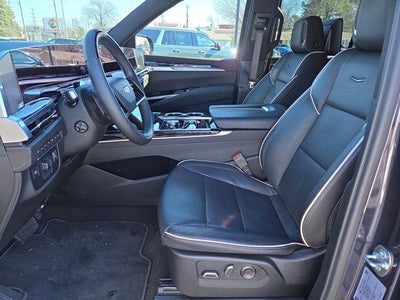 2025 Cadillac Escalade Sport