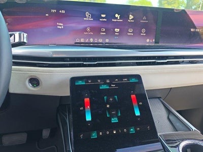 2025 Cadillac Escalade Sport