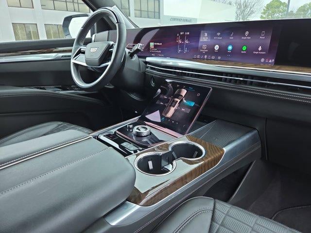 2025 Cadillac Escalade Sport Platinum