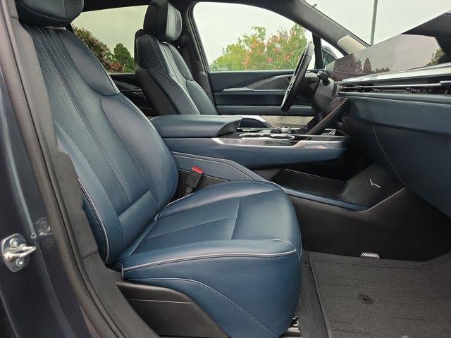 2025 Cadillac ESCALADE IQ Luxury 2
