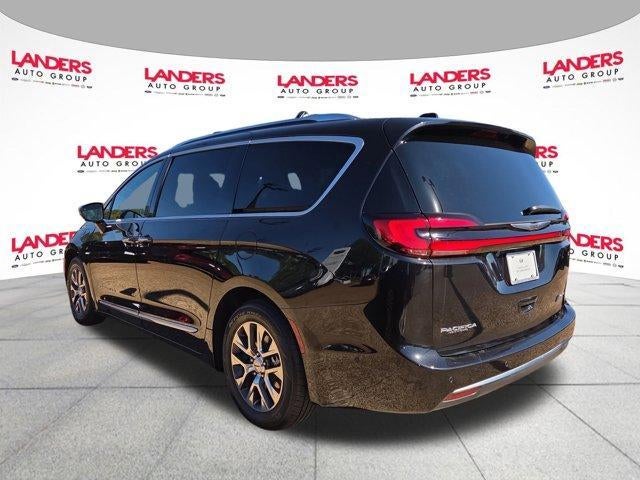 2023 Chrysler Pacifica Hybrid Pinnacle