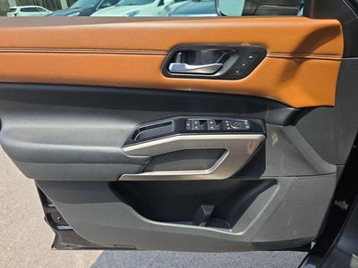 2023 Nissan Pathfinder Platinum