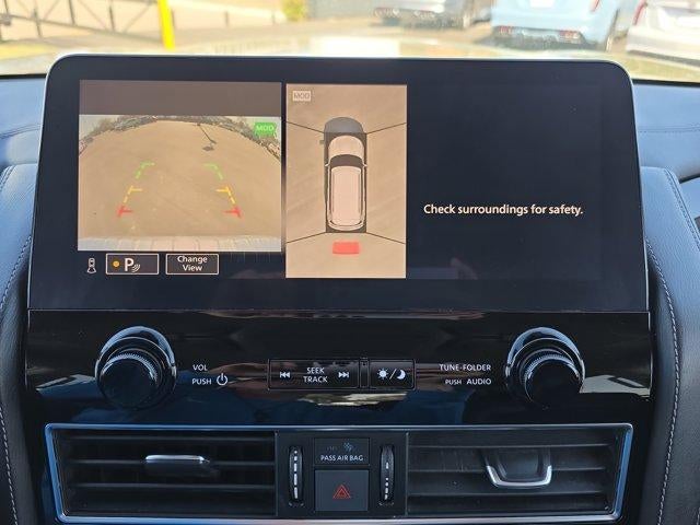 2024 INFINITI QX80 LUXE