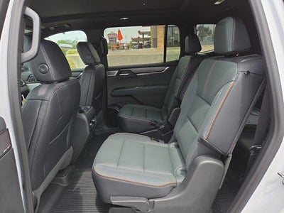 2027 GMC Acadia AWD AT4