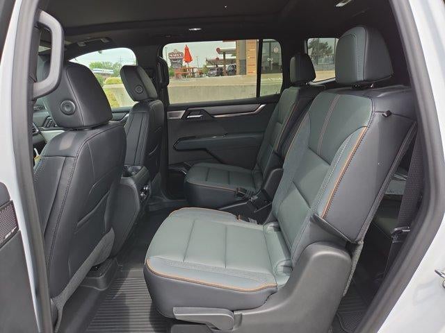 2027 GMC Acadia AWD AT4