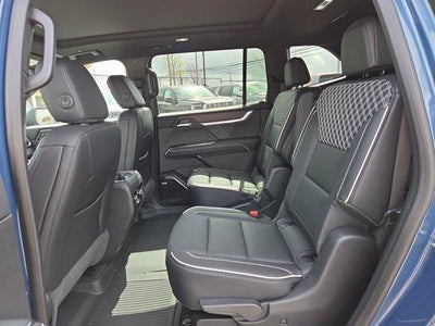 2026 GMC Acadia FWD Denali