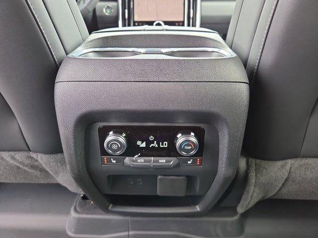 2026 GMC Acadia FWD Denali