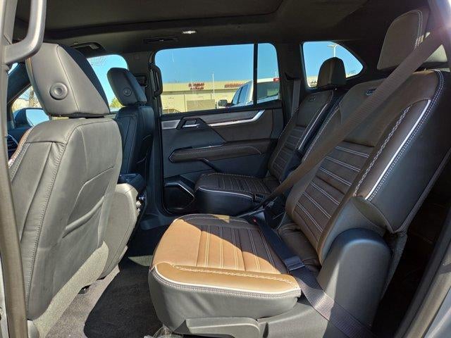 2026 GMC Acadia FWD Denali Ultimate