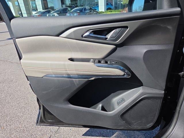 2025 Chevrolet Traverse FWD LT