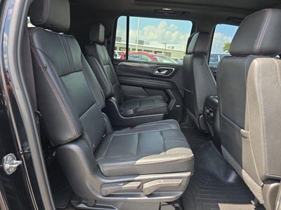 2022 Chevrolet Suburban RST