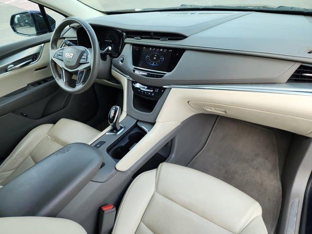 2017 Cadillac XT5 Luxury FWD