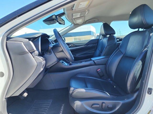 2023 Nissan Maxima SV