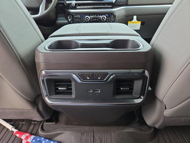 2026 GMC Sierra 1500 SLT - Photo 8