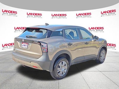 2025 Nissan Kicks S