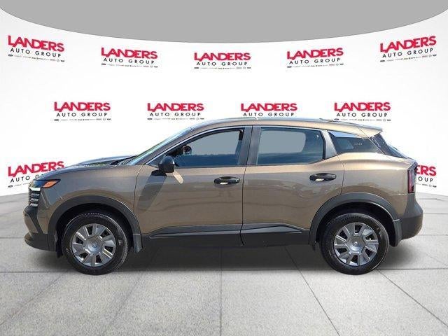 2025 Nissan Kicks S