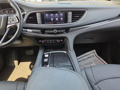 2024 Buick Enclave Essence