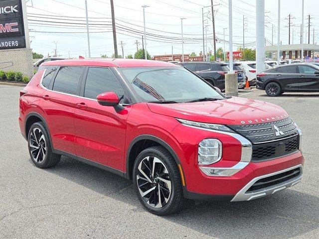 2023 Mitsubishi Outlander SE
