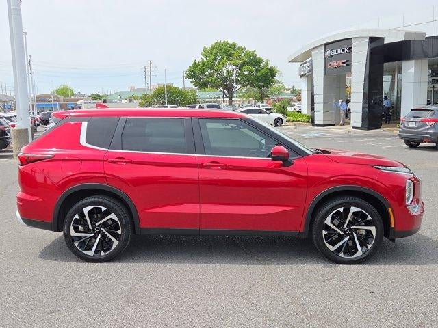 2023 Mitsubishi Outlander SE