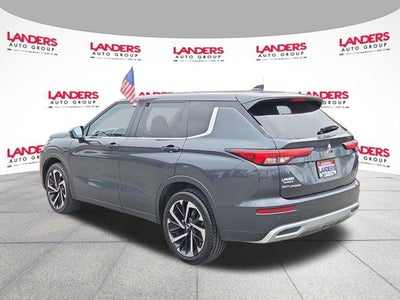 2024 Mitsubishi Outlander SE