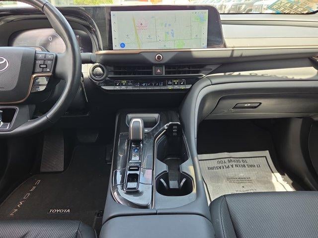 2024 Toyota Crown Platinum