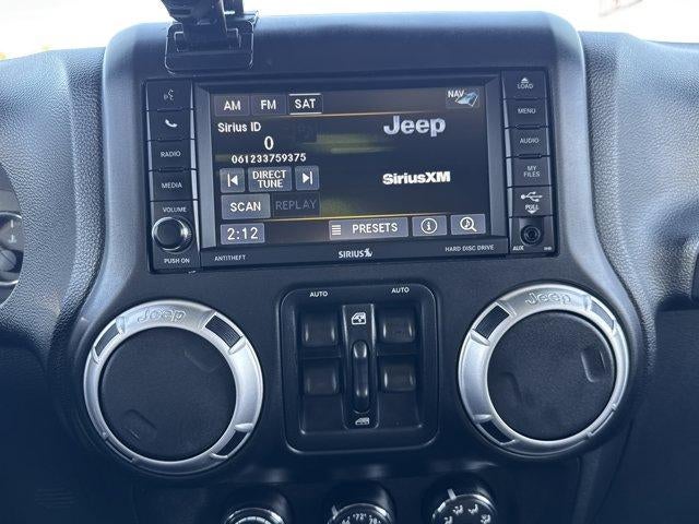 2013 Jeep Wrangler Unlimited 4WD 4dr Sahara