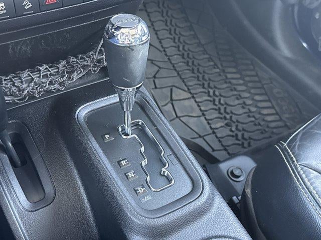 2013 Jeep Wrangler Unlimited 4WD 4dr Sahara