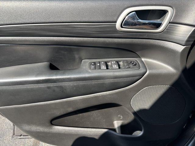 2021 Jeep Grand Cherokee Laredo X 4x4