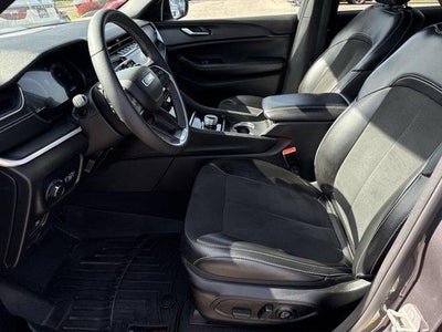 2023 Jeep Grand Cherokee L Altitude X 4x4
