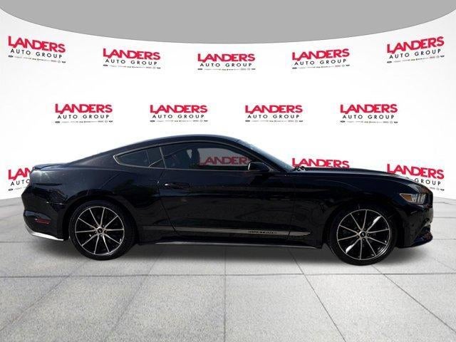 2017 Ford Mustang EcoBoost Fastback