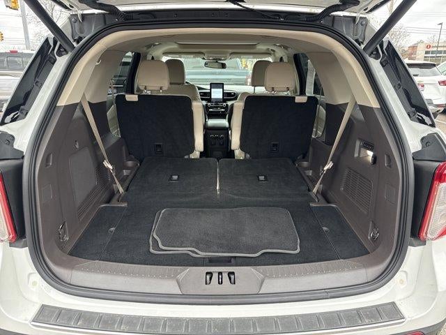 2022 Ford Explorer Platinum RWD