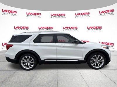 2022 Ford Explorer Platinum RWD