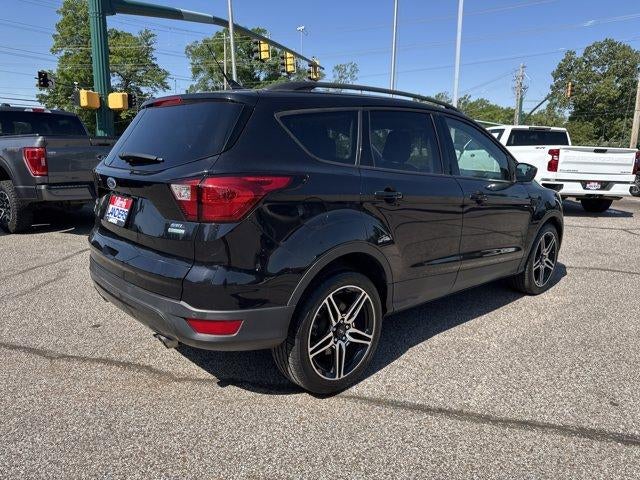 2019 Ford Escape SEL FWD