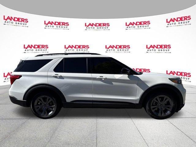 2024 Ford Explorer XLT RWD