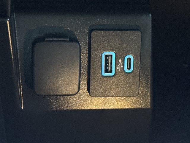 2024 Ford Explorer XLT RWD