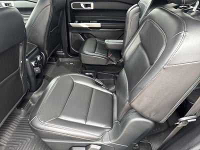 2021 Ford Explorer XLT RWD