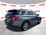 2022 Ford Explorer XLT RWD