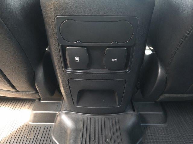 2023 Ford Explorer XLT RWD