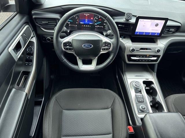 2023 Ford Explorer XLT 4WD