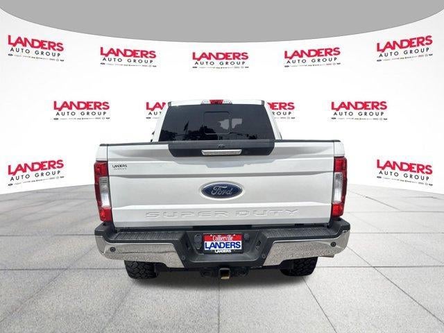 2019 Ford Super Duty F-250 SRW LARIAT 4WD Crew Cab 6.75' Box