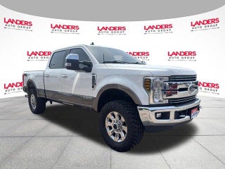 2019 Ford Super Duty F-250 SRW LARIAT 4WD Crew Cab 6.75' Box